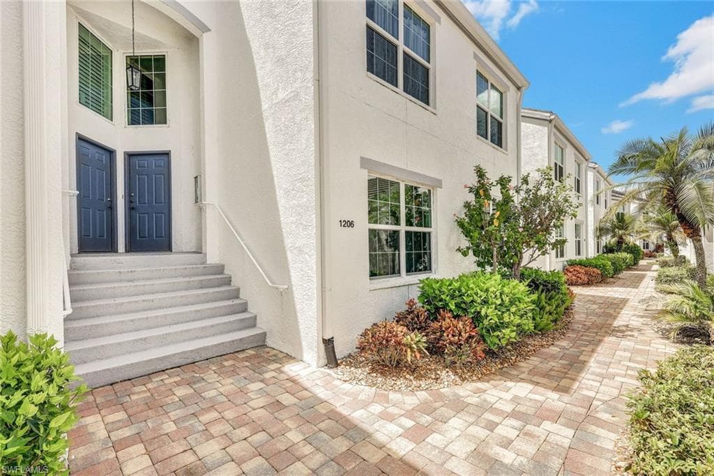 5941 Sand Wedge LN 1206-17