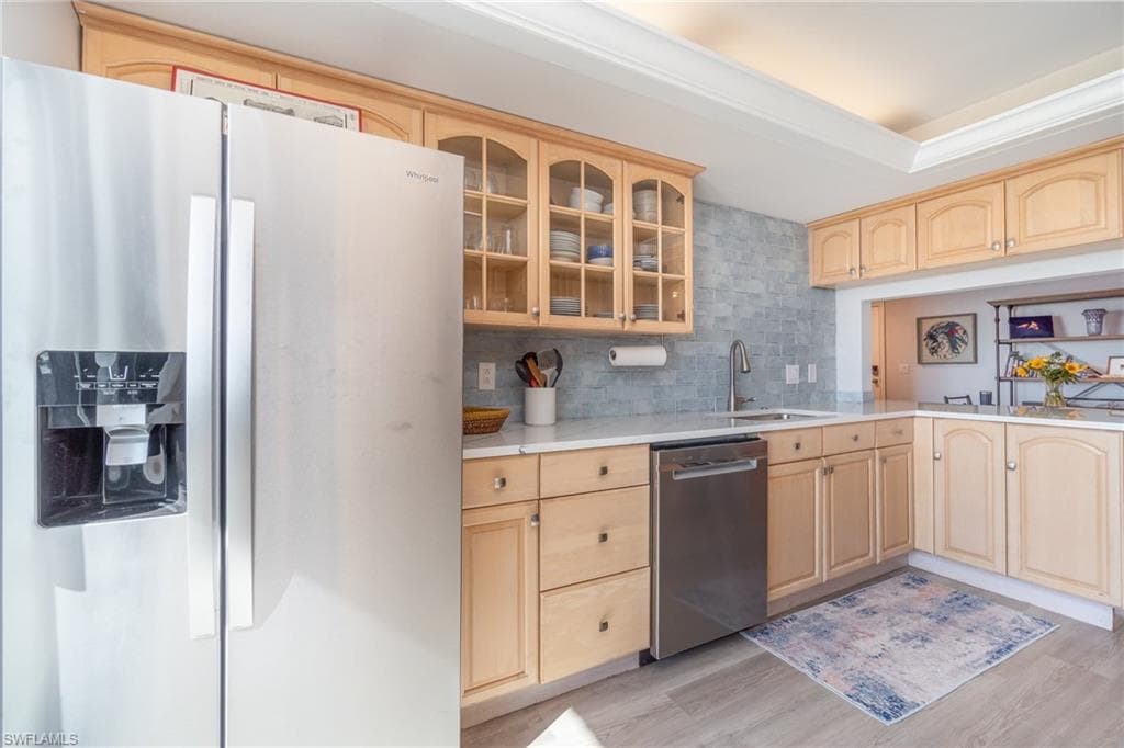 2810 Estero BLVD 511-7