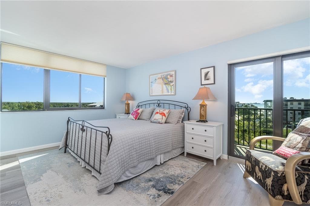 2810 Estero BLVD 511-14