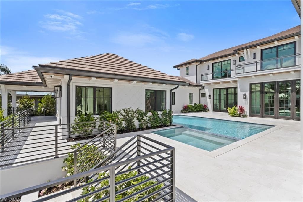1707 3rd ST S-28