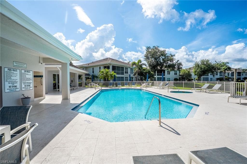1896 Seville BLVD 1711-35