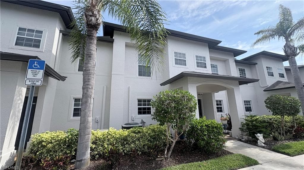 9064 Gervais CIR 105-1