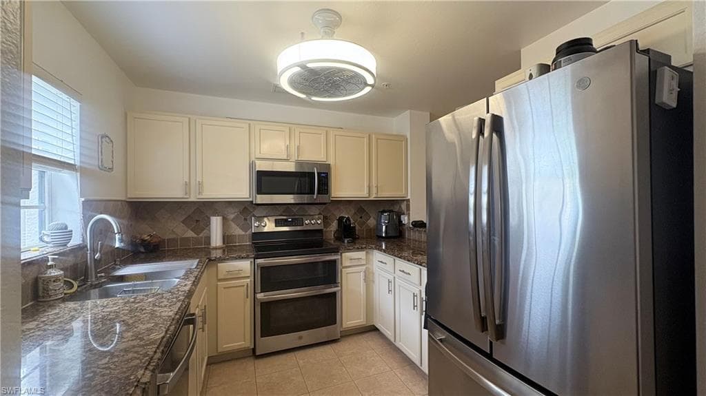 9064 Gervais CIR 105-14