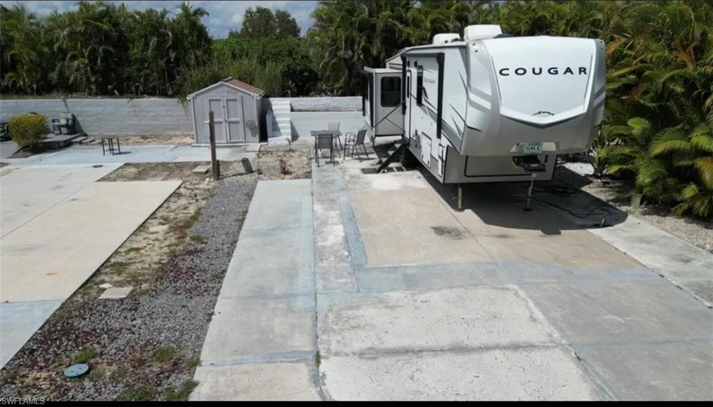 5020 White Sky CIR-5