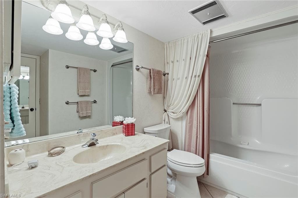 84 Georgetown BLVD 84-13