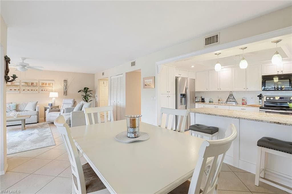 84 Georgetown BLVD 84-5