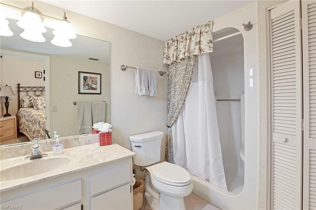84 Georgetown BLVD 84-11