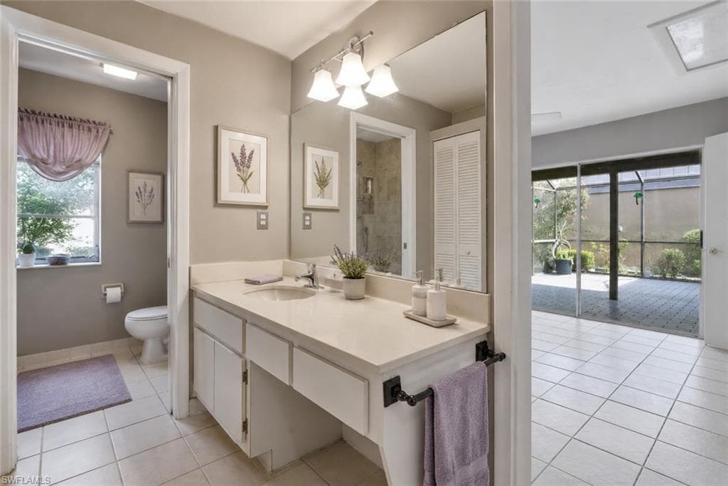 9753 Maplecrest CIR-19