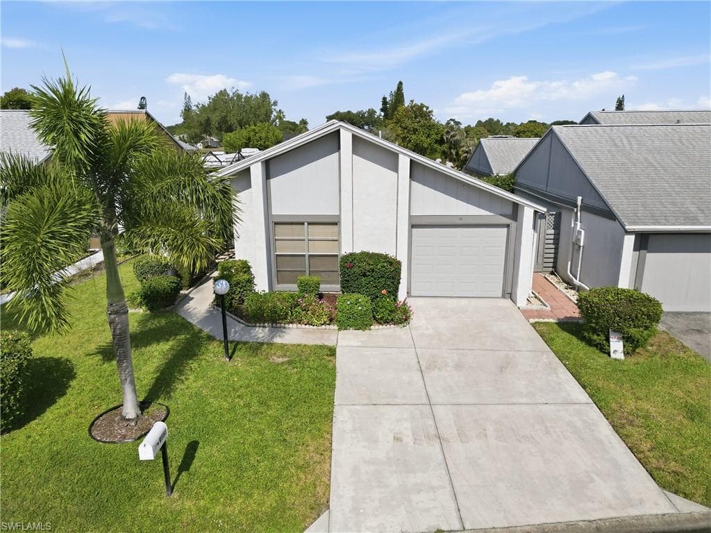 9753 Maplecrest CIR-31