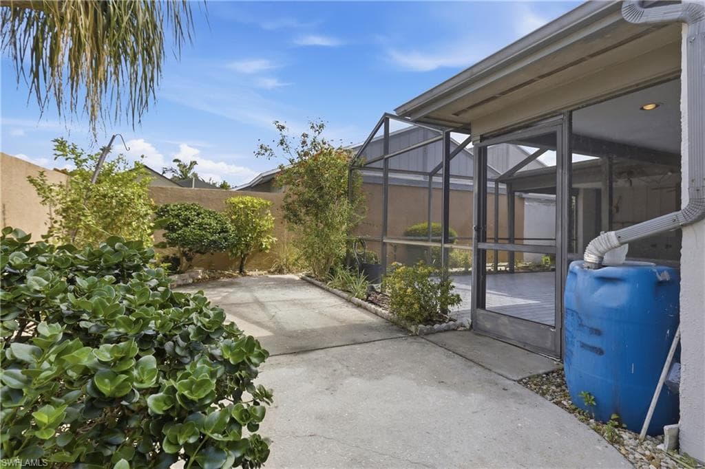 9753 Maplecrest CIR-29