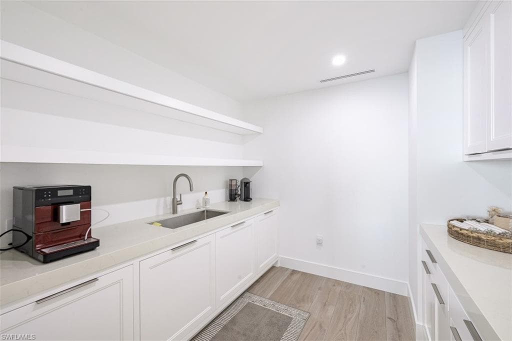 13935 Old Coast RD 1703-6