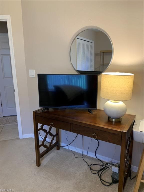 13648 Admiral CT-24