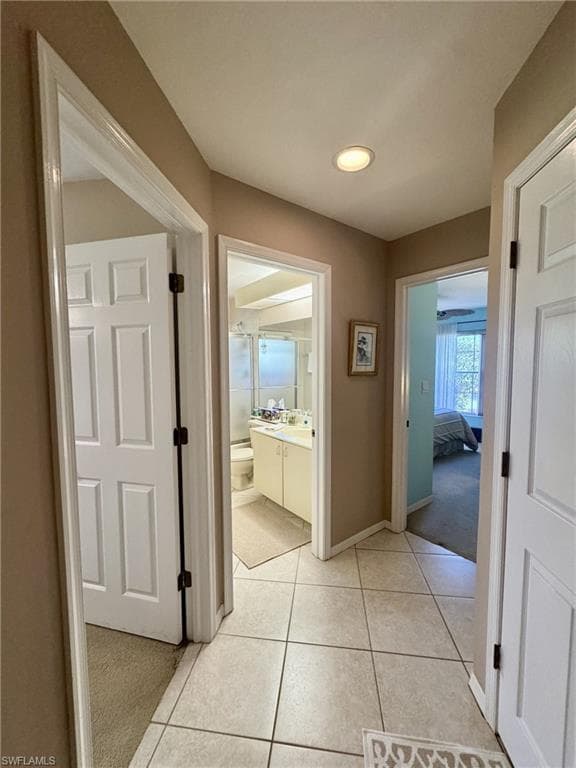 13648 Admiral CT-21