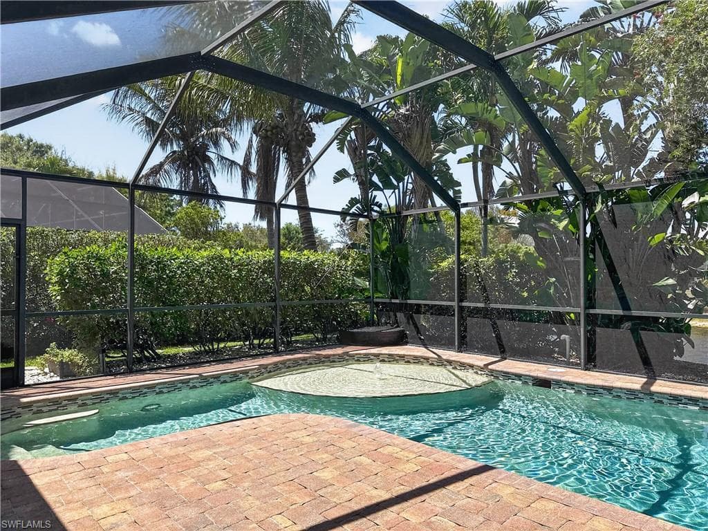 6772 Southern Oak CT-20