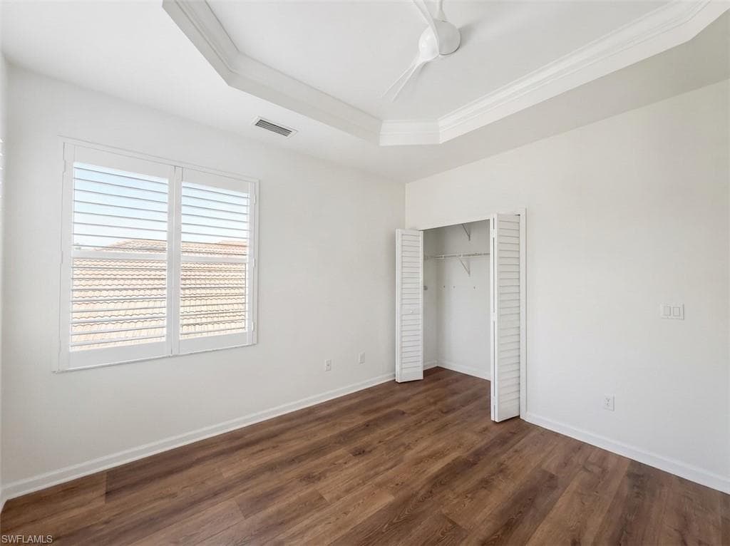 6772 Southern Oak CT-10
