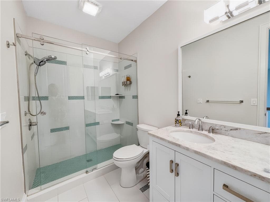 6772 Southern Oak CT-14