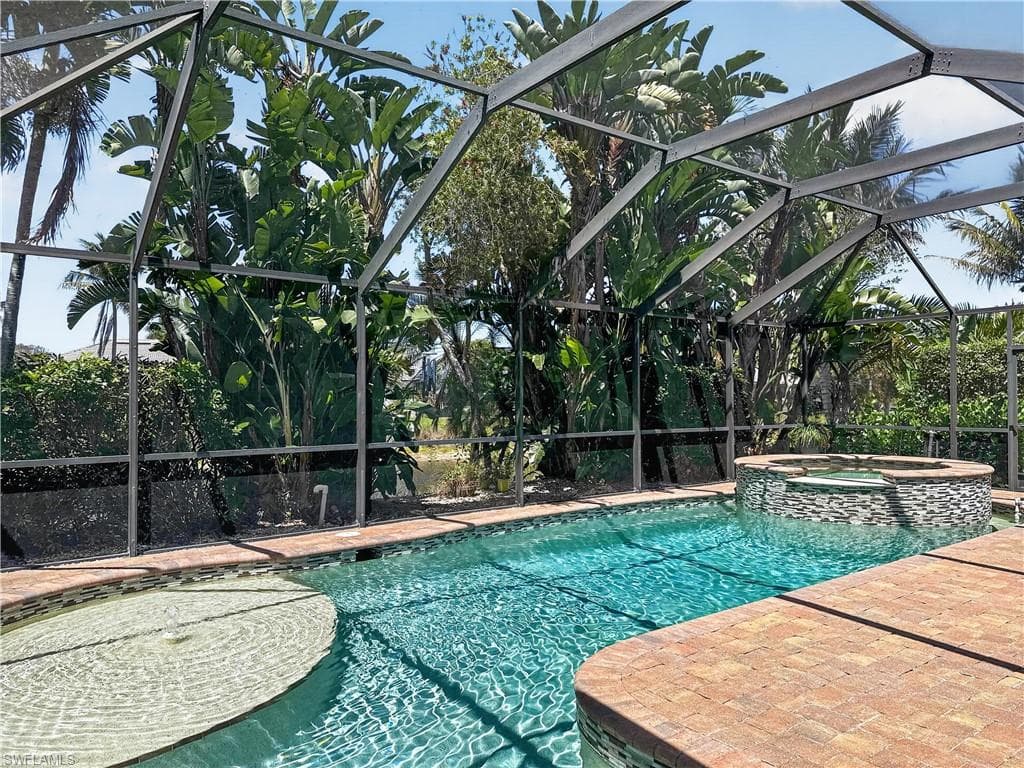 6772 Southern Oak CT-19