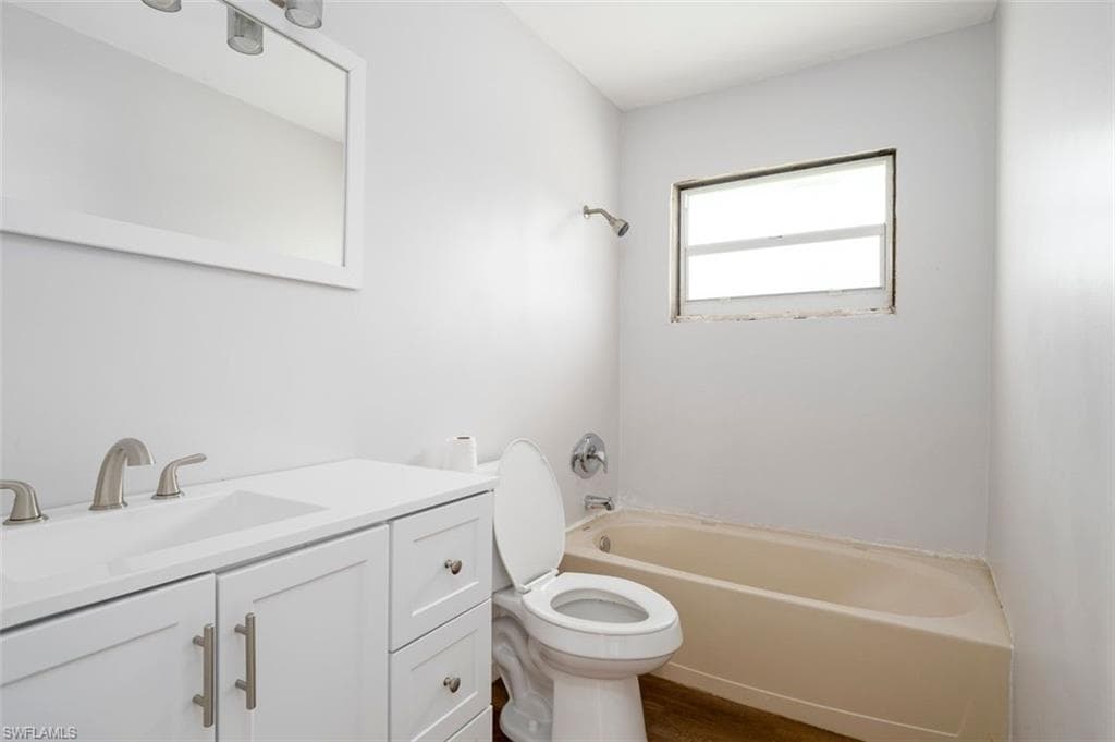 4631 New Haven DR-17
