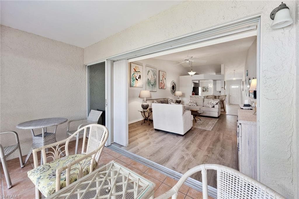 822 Gulf Pavillion DR 202-15