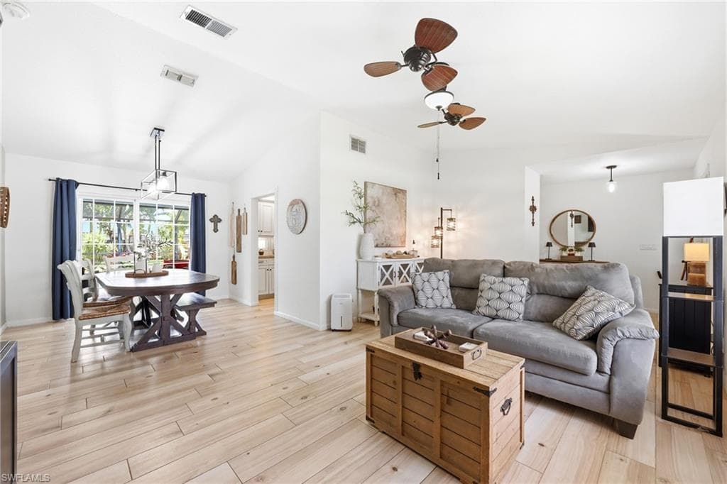 720 Meyer DR-6