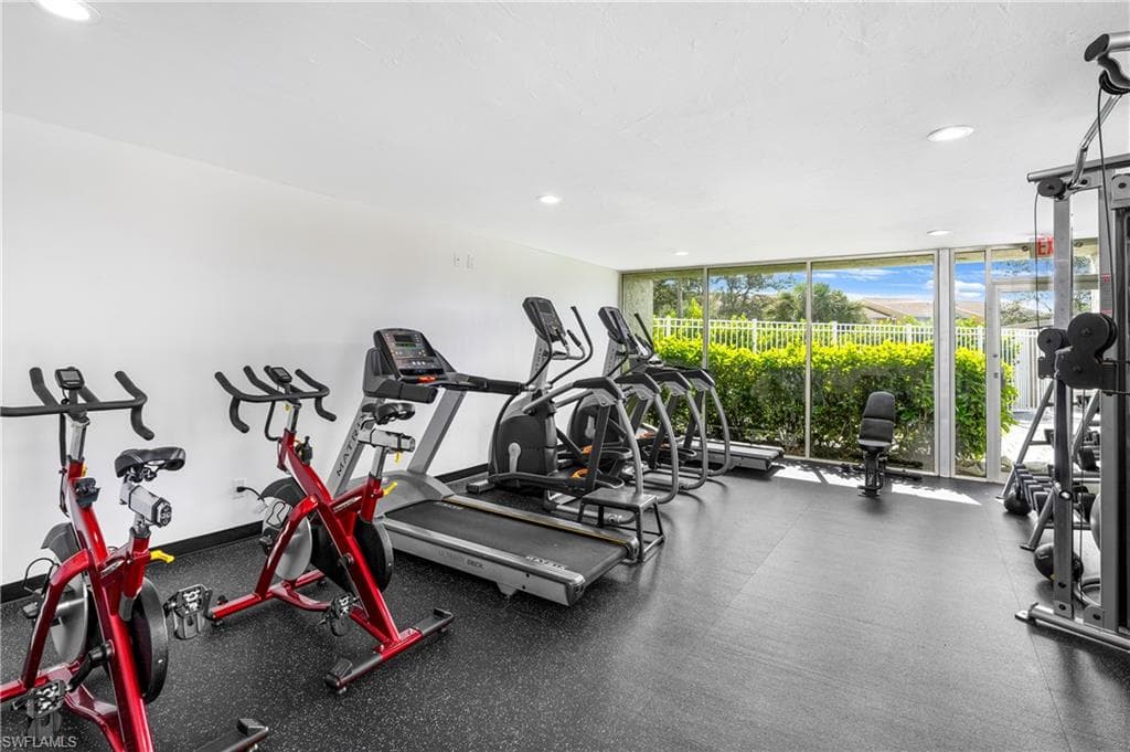 116 Santa Clara DR 12-27