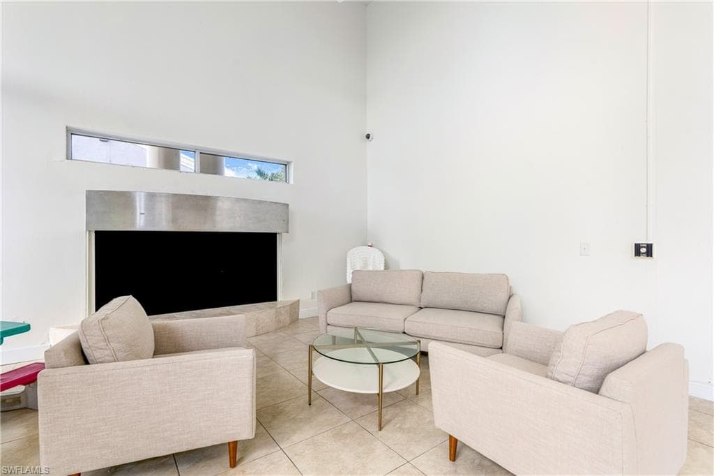 116 Santa Clara DR 12-24