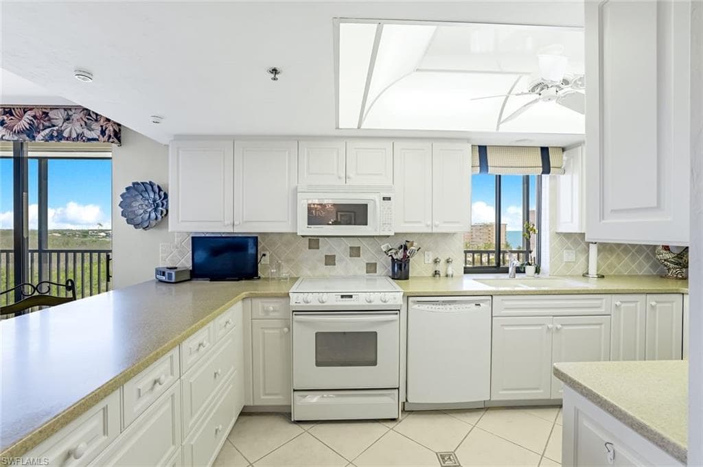 26235 Hickory BLVD 7B-10