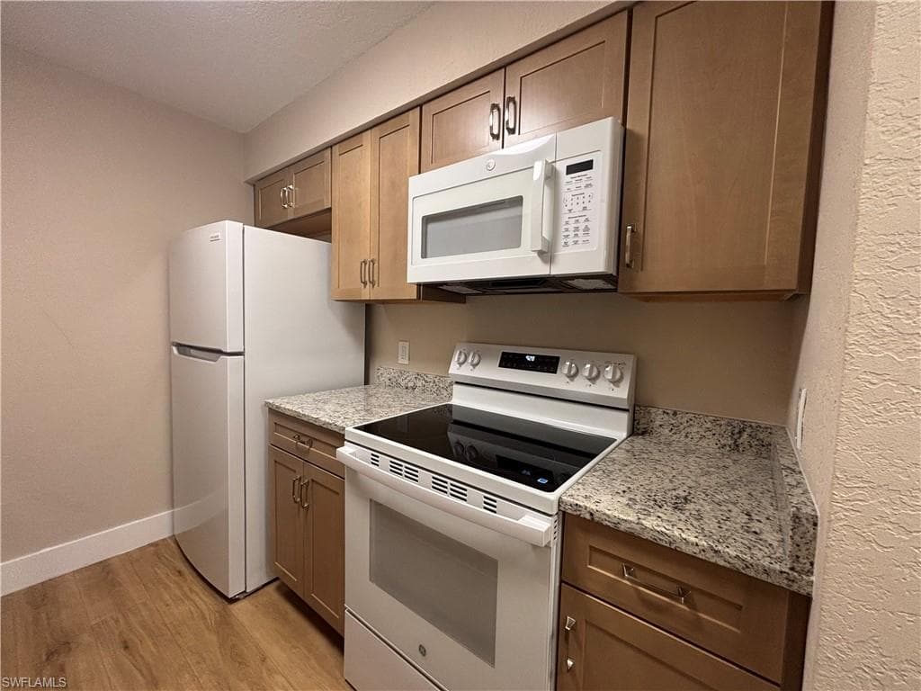 5327 Summerlin RD 2709-7