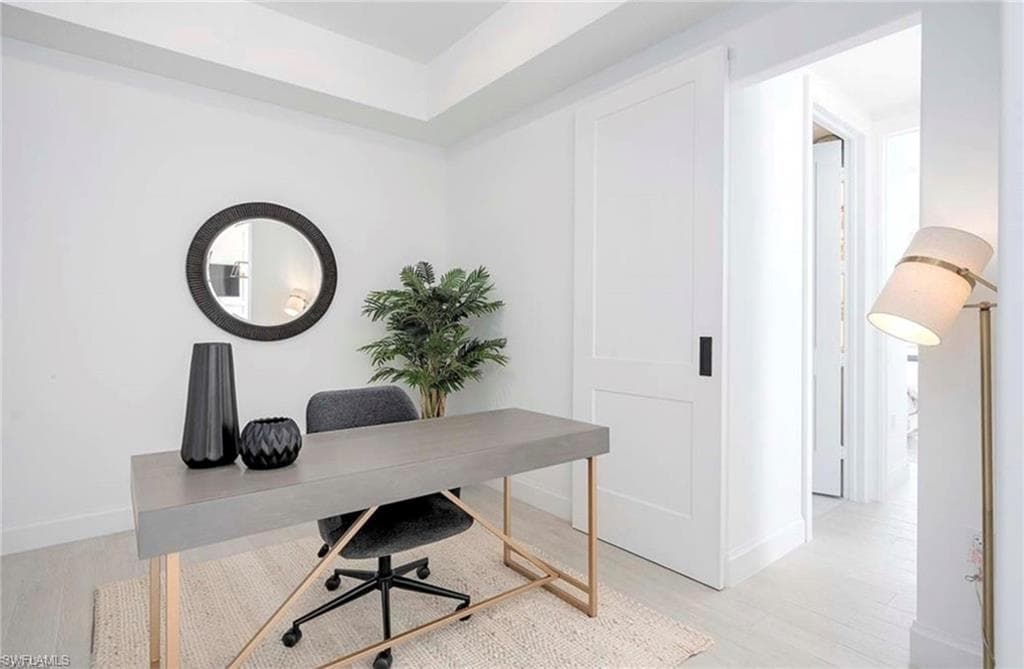1111 Central AVE 403-14