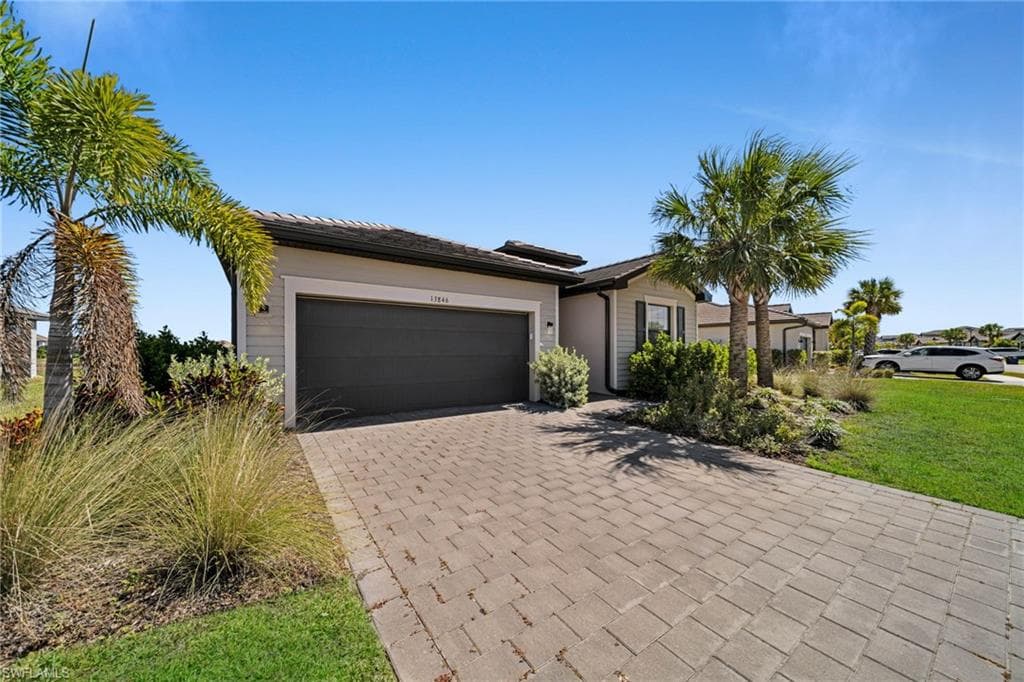 13846 Pine Lodge LN-2