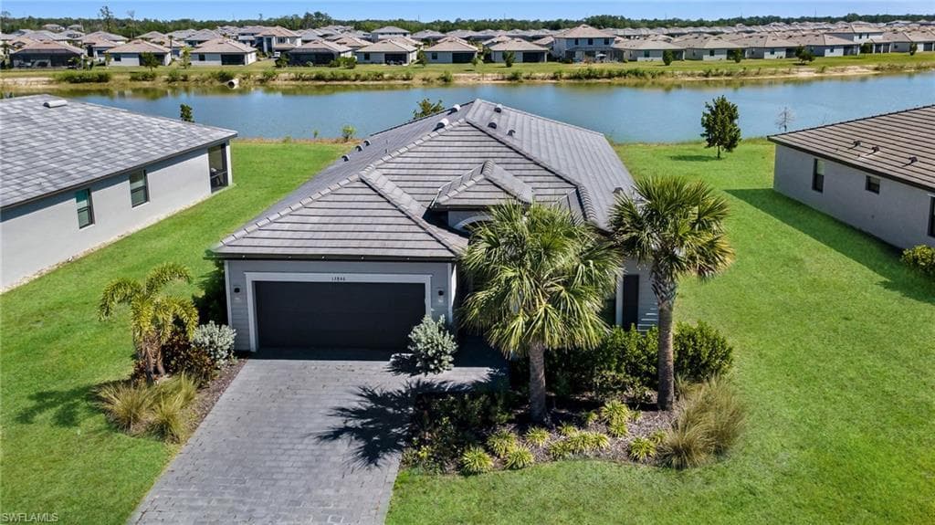 13846 Pine Lodge LN-30