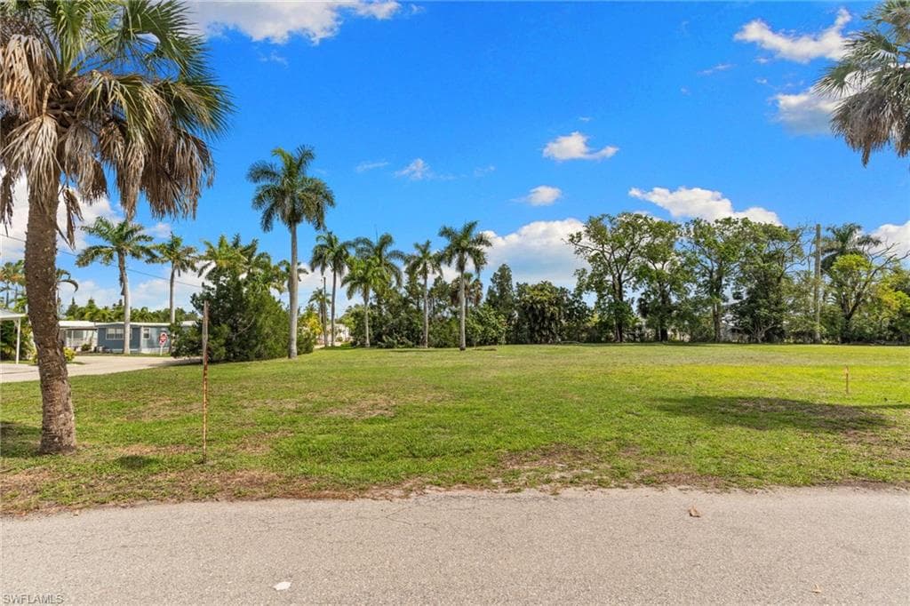 27801 Meadowlark LN-7