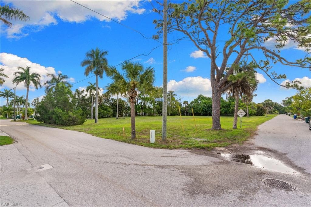 27801 Meadowlark LN-9