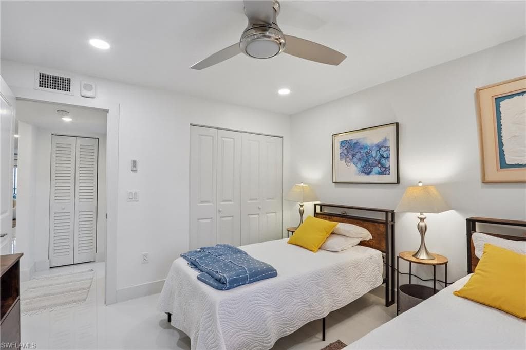 7500 Estero BLVD 102-12