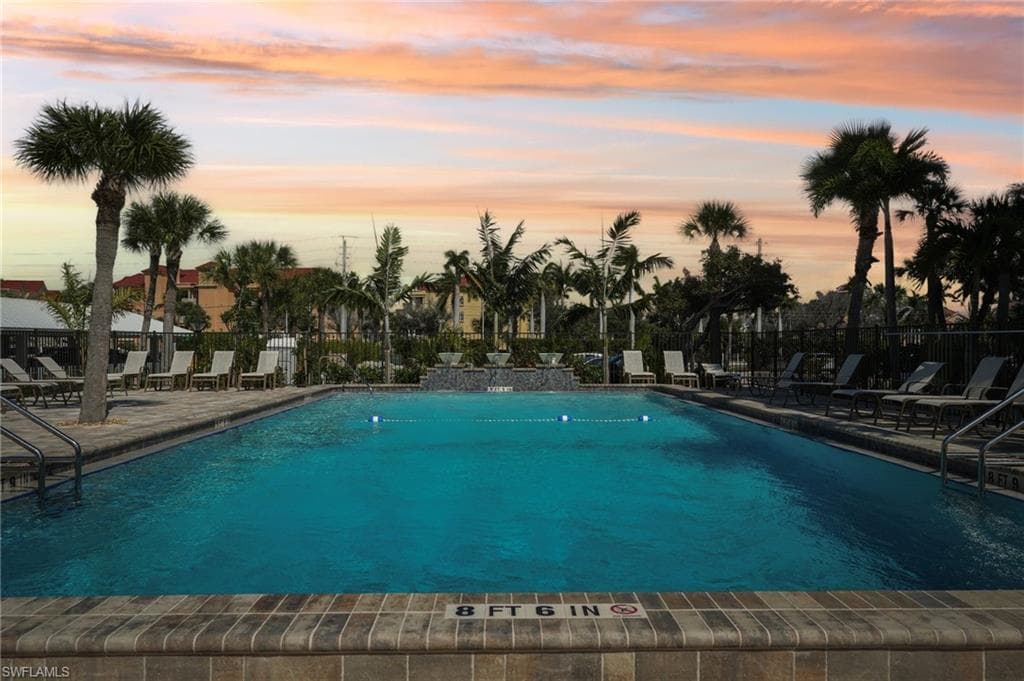7500 Estero BLVD 102-22