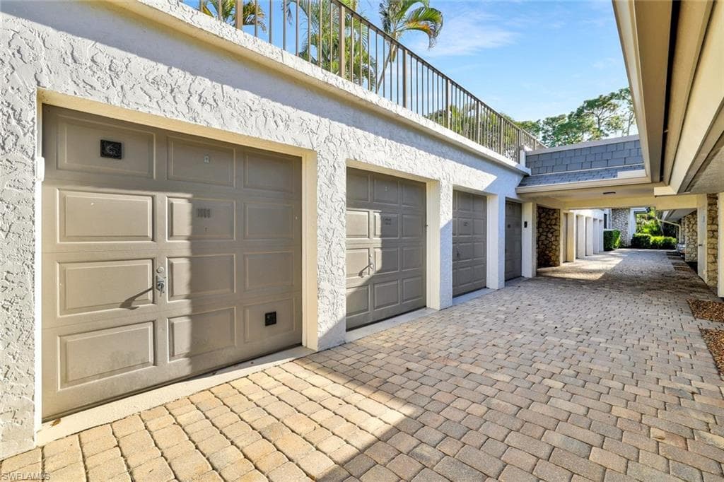 1111 Wildwood LN 1111-17