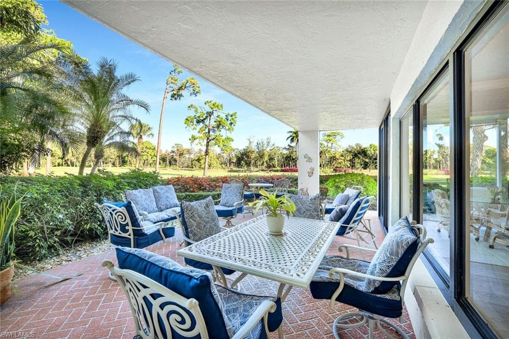 1111 Wildwood LN 1111-15