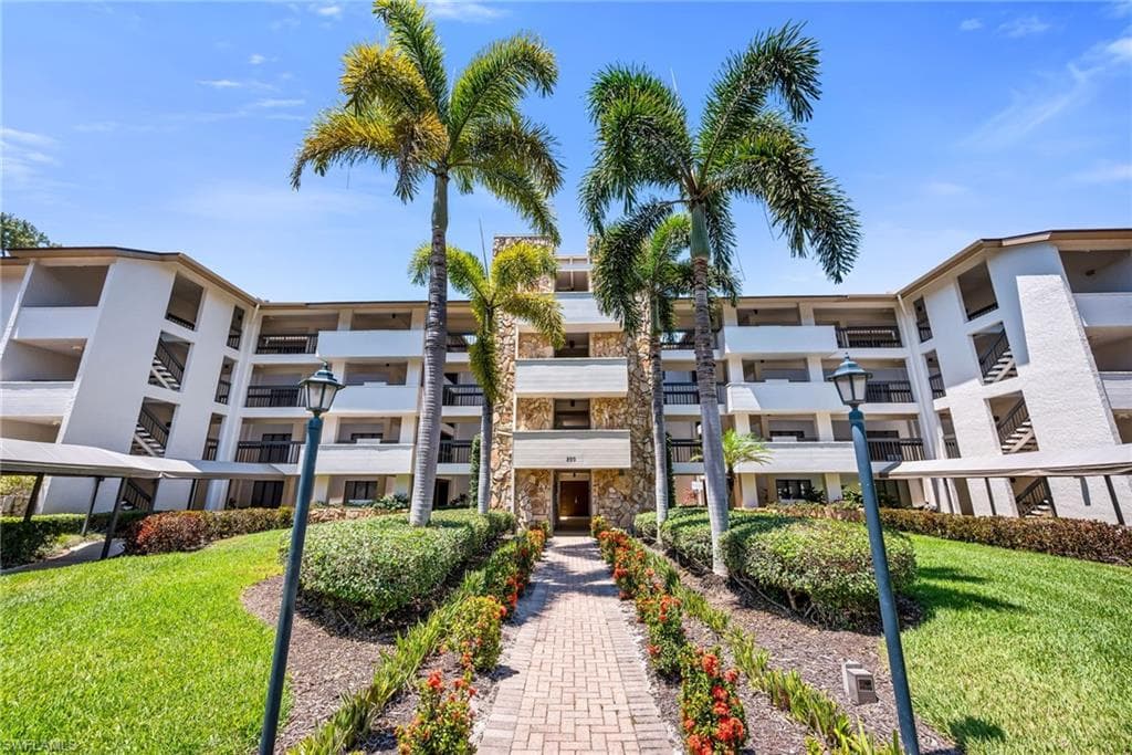 200 Wyndemere WAY B402-3