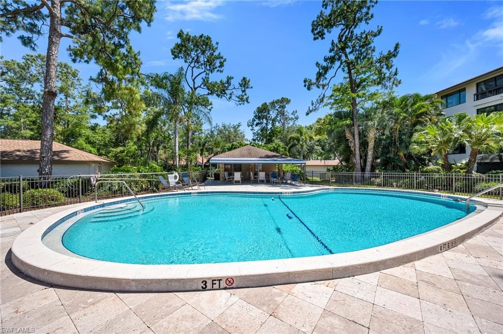 200 Wyndemere WAY B402-21