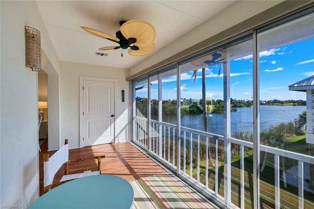 1610 Middle Gulf DR F5-20