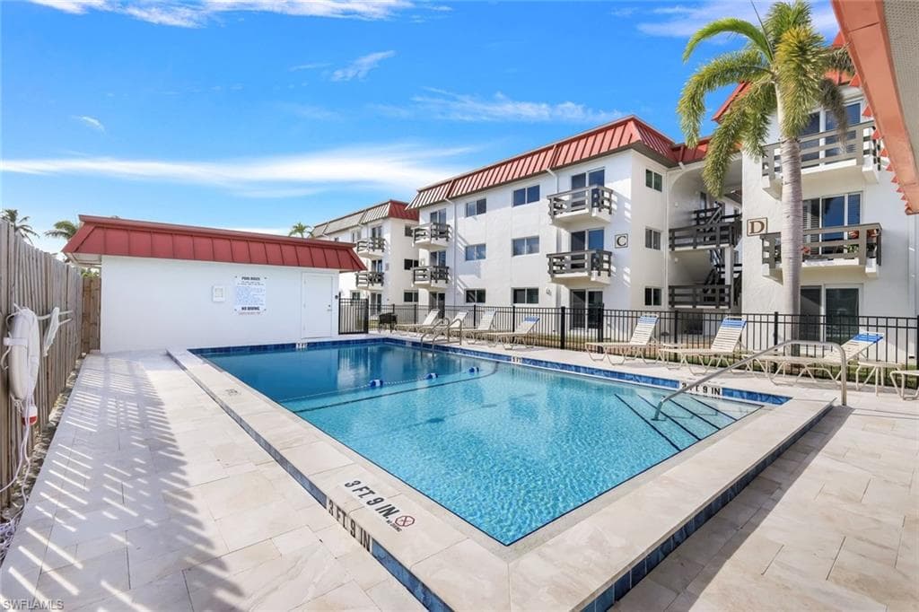 1610 Middle Gulf DR F5-25