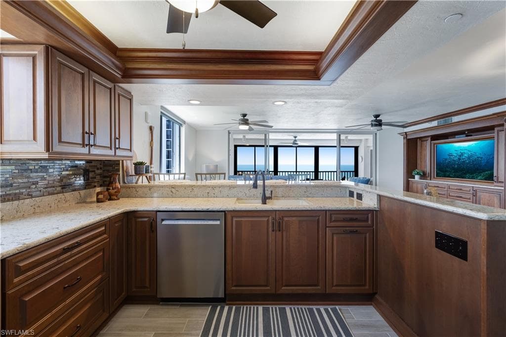 4753 Estero BLVD 802-17