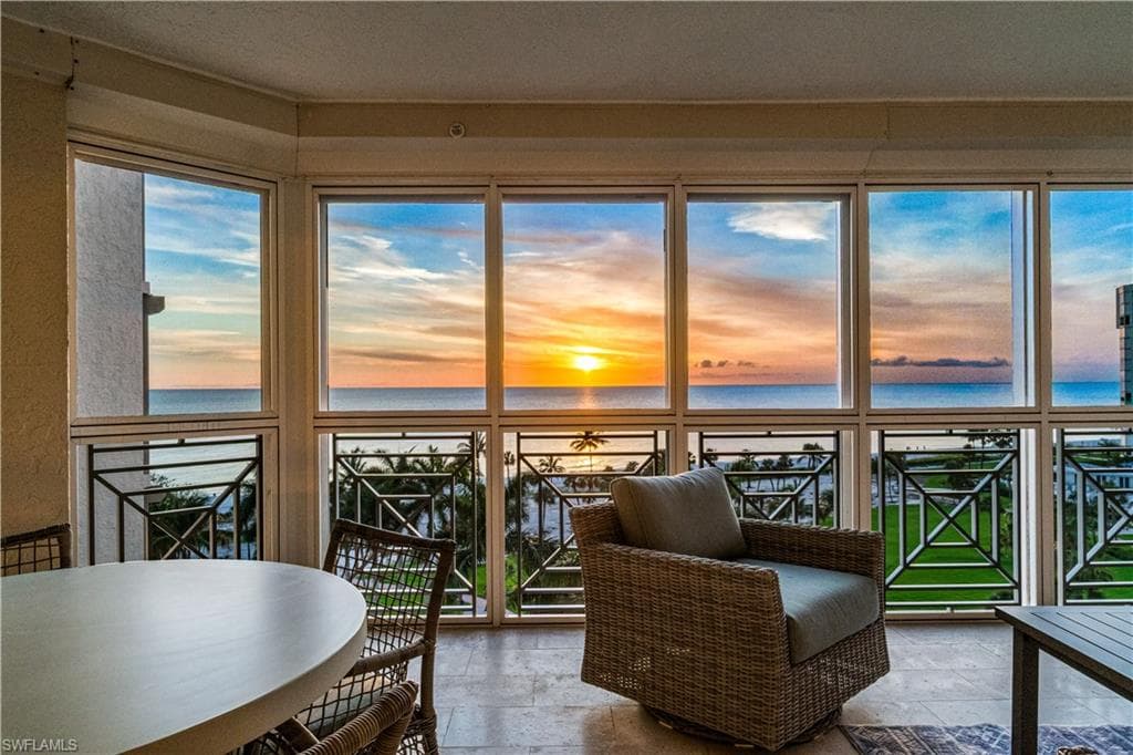 4021 Gulf Shore BLVD N 702-5