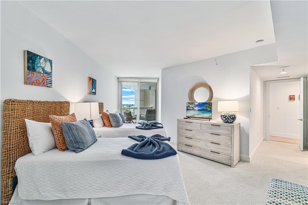 4021 Gulf Shore BLVD N 702-19