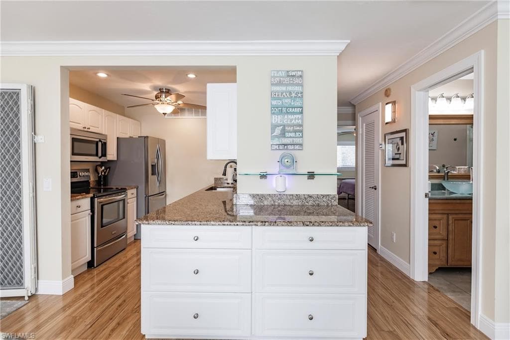 3380 N Key DR 5-17