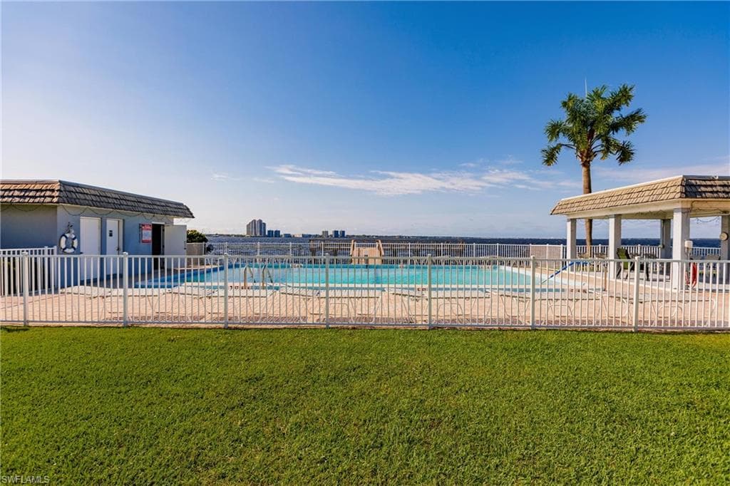 3380 N Key DR 5-36