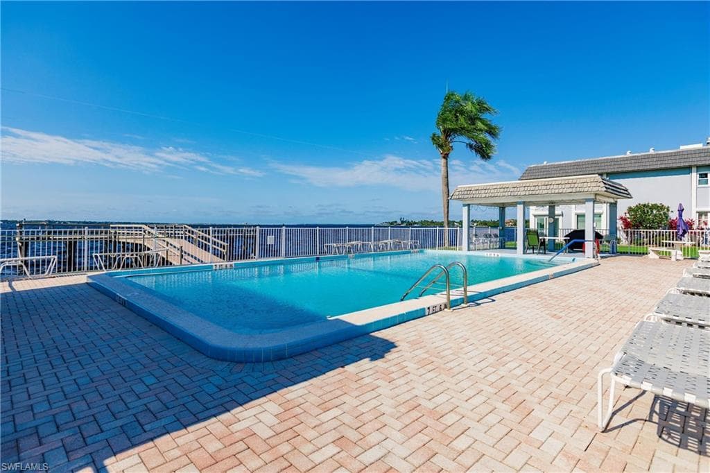 3380 N Key DR 5-39