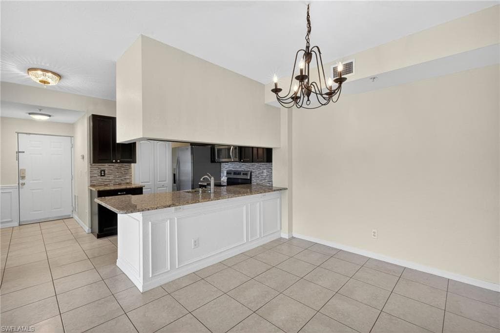6401 Aragon WAY 106-11