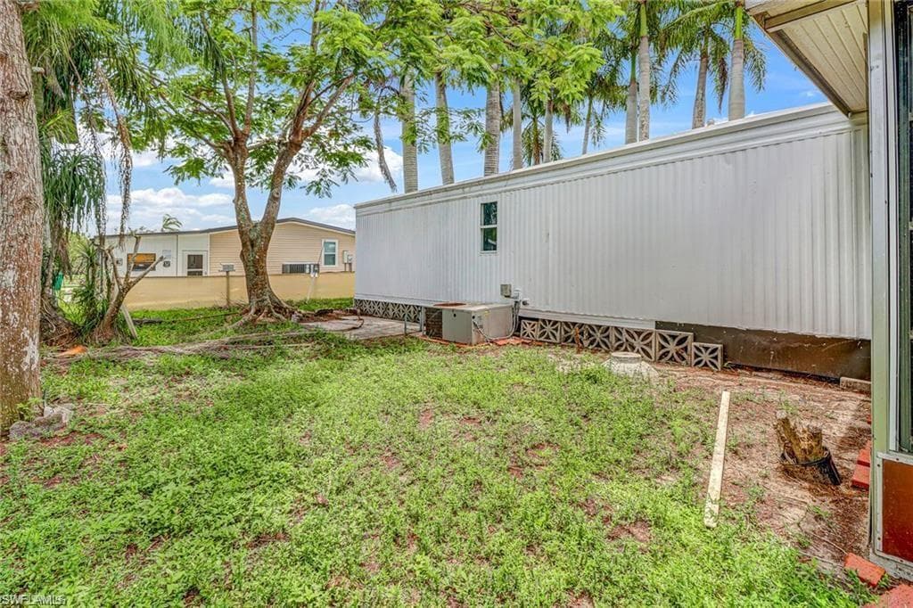 120 Grassy Key LN 38-19