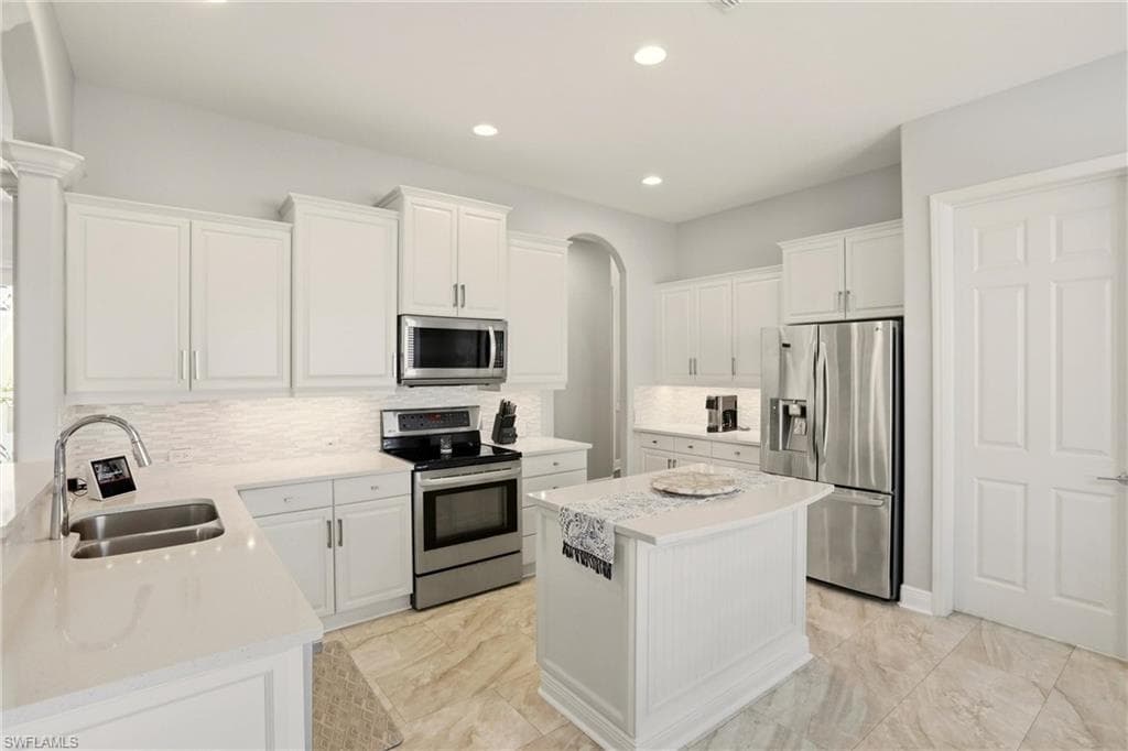 20441 Rookery DR-13